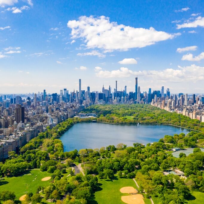 An aerial view of the beautiful Central Park in Manhattan, New York CREATOR: gd-jpeg v1.0 (using IJG JPEG v80), quality = 100